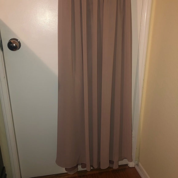 [Host Pick🎉💕] Taupe Formal Dress - Picture 4 of 8